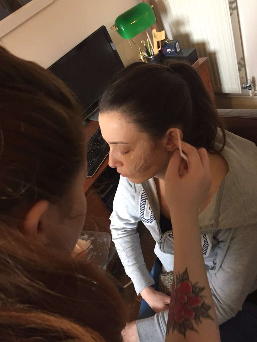 bengrace87's tweet photo. Kaya applying prosthetics to @JoannaRussel #3BOSS #DVMission18 https://t.co/OxdiXNpANS