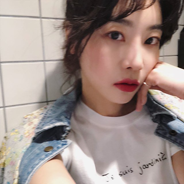 [SOJIN INSTAGRAM] ssozi_sojin: 보송보송☁️ kpopsnaps.com/p/BgI61xOB7o0 #kpopsnaps