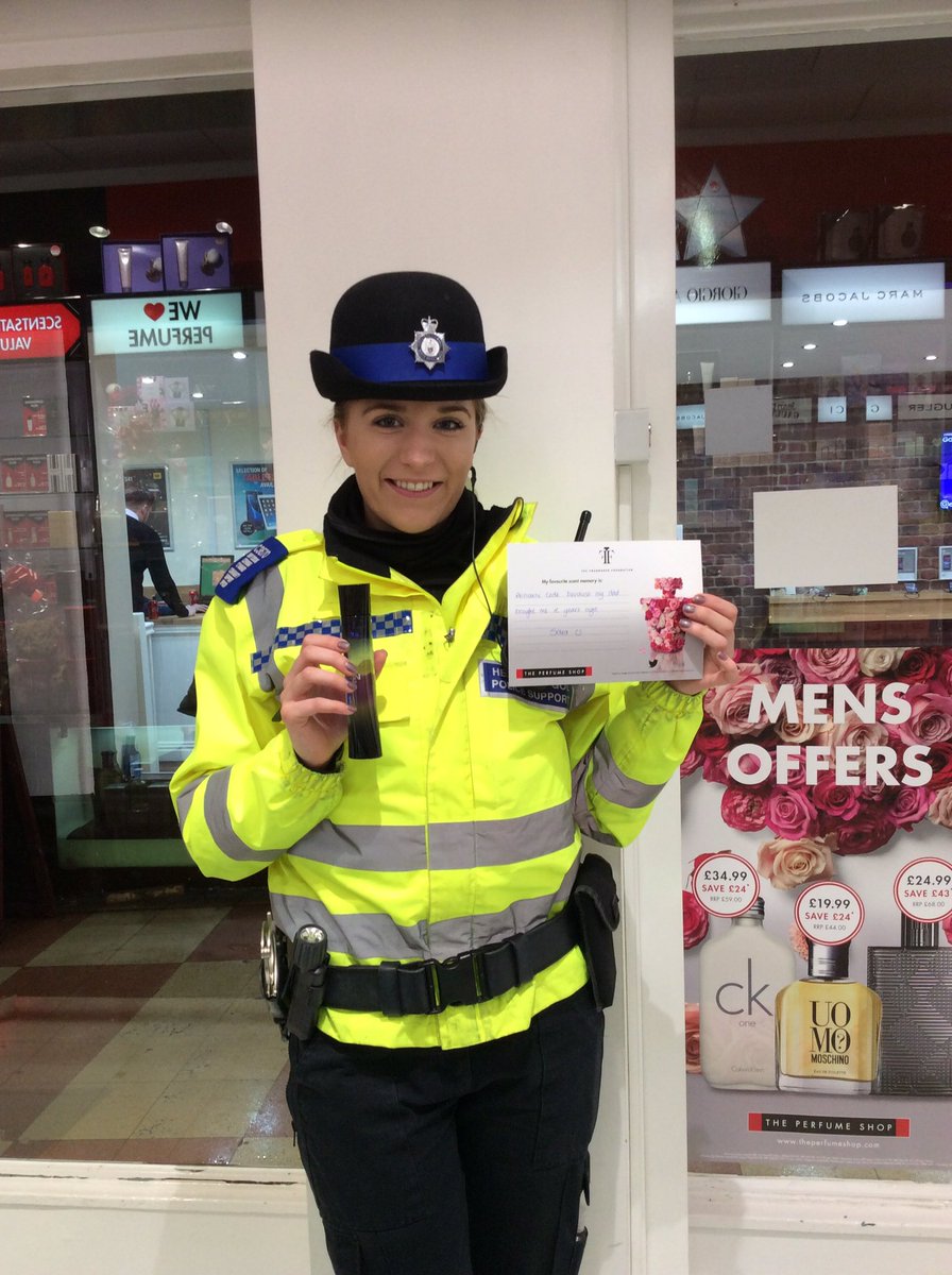 Our local pcso sharing her scent memory with us <a href="/tpswrexham/">TPS Wrexham</a> #nationalfragranceweek #teammoran #sara #ThePerfumeShop