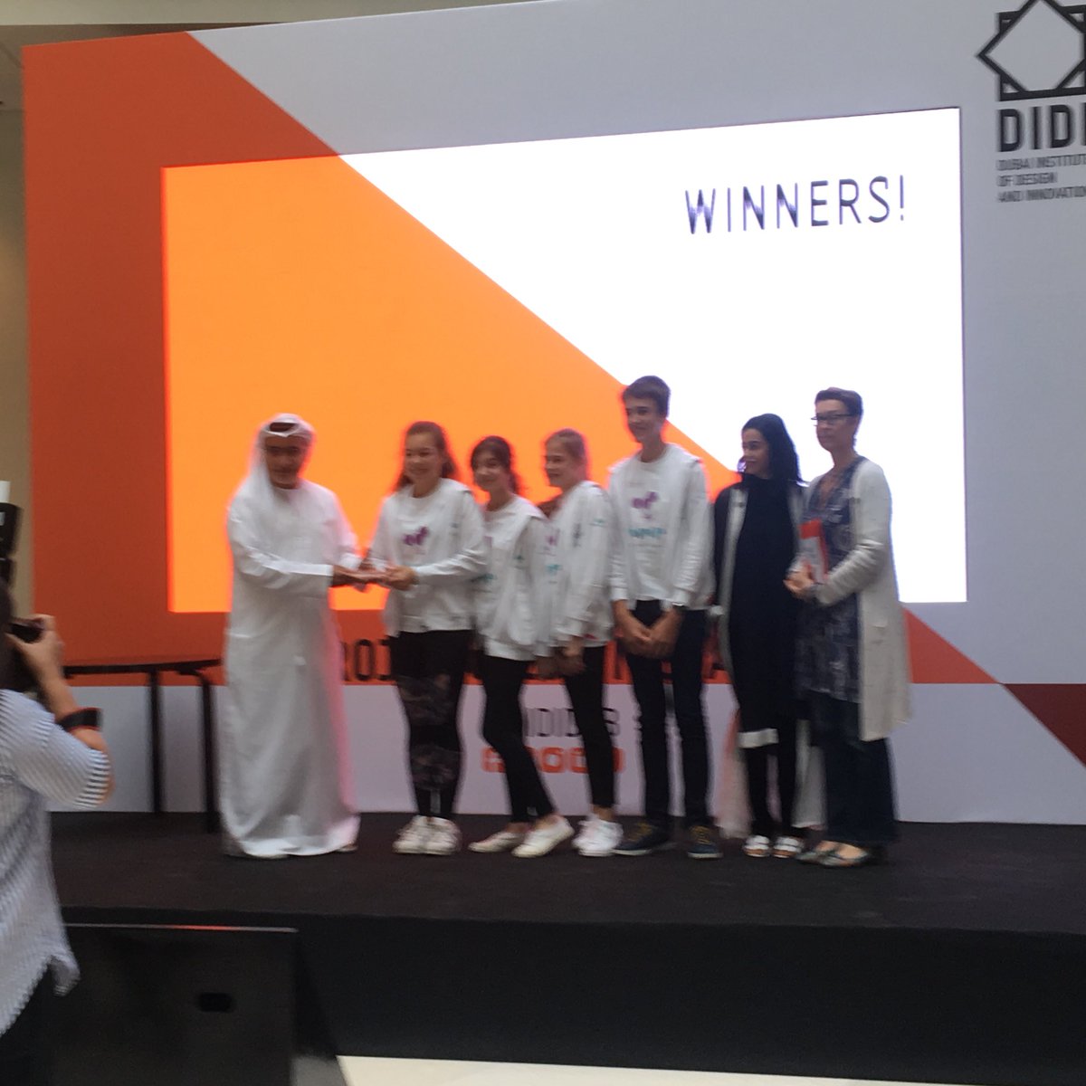 YIP_UAE's tweet photo. @NASDubaiSchool team Expop have won the @DIDIDXB @expo2020dubai challenge with the AR game that reduces the boredom of queues https://t.co/r3DTnbUPIQ