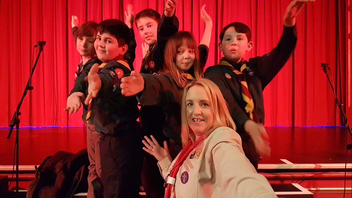 WestWirralScout's tweet photo. Bravo 1st Newton &amp; 6th Heswall; #Jazzhands challenge complete! #WestWirralChallenges #iscout https://t.co/uU7lQGmL03