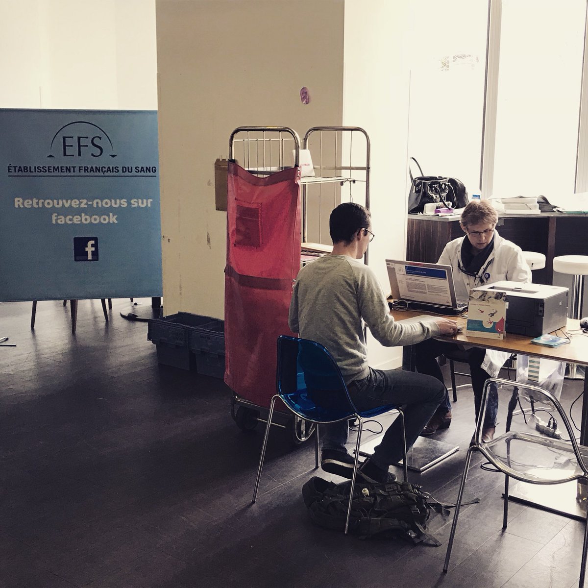 Merci à l’<a href="/EFS_Officiel/">EFS</a> pour cette collaboration : des médecins et des infirmières très agréables ! Cette deuxième édition du don du sang était encore une réussite. Merci également aux étudiants de l’@IngenieursECE <a href="/ebs_Paris/">EBS Paris - European Business School</a> <a href="/ESCE/">ESCE</a> <a href="/supdepub/">Sup de Pub</a>