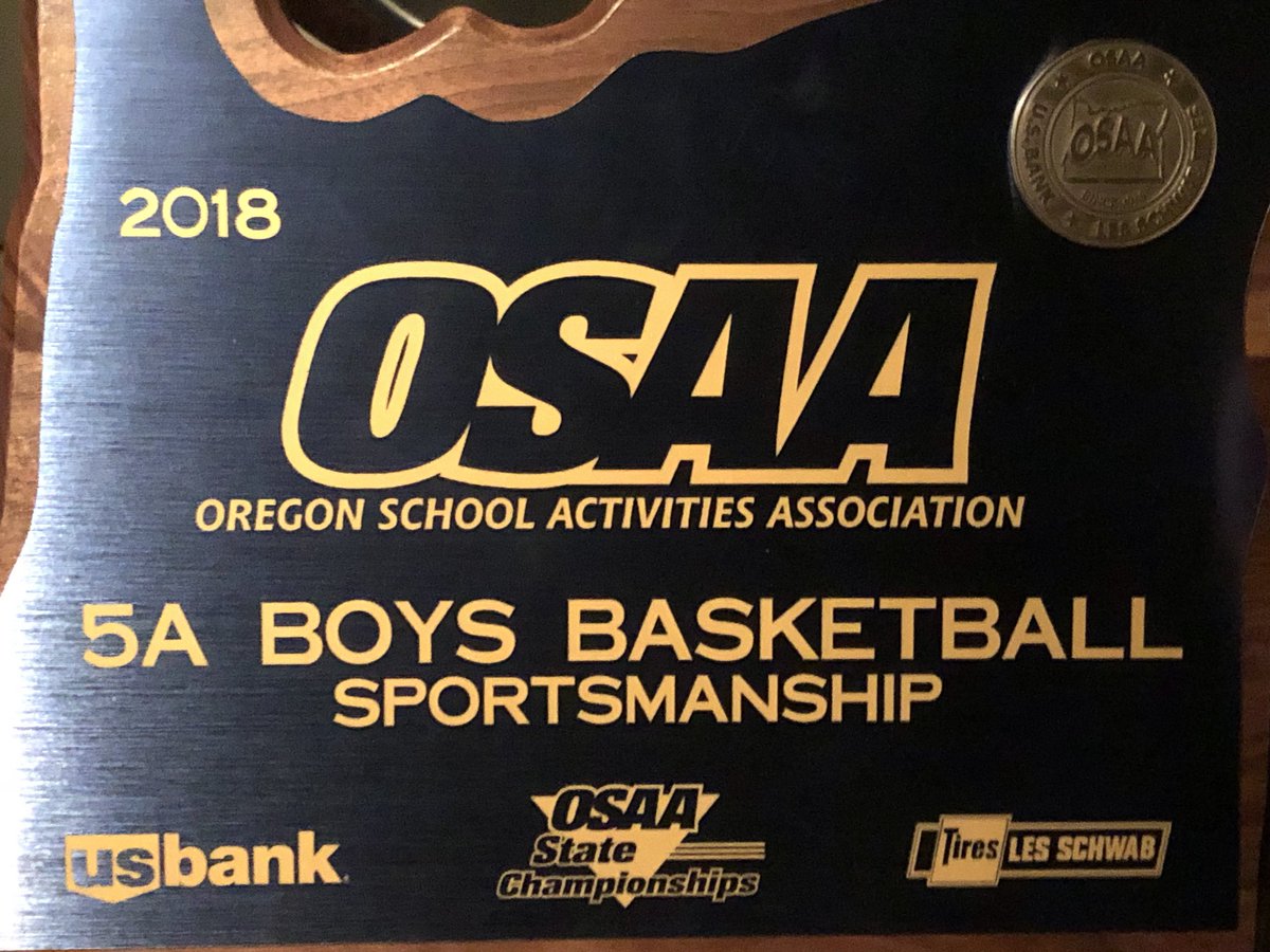 southalbanybbx's tweet photo. Congrats to our entire student body for bringing home the Sportsmanship Award for two years in a row! https://t.co/w05juydtXL