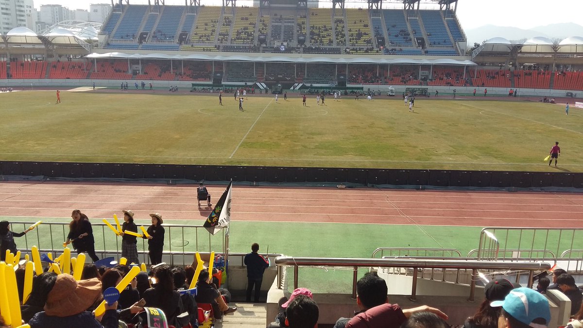 후반78분 현재 0:0
성남 FC개막전
성남 이겨라 화이팅!