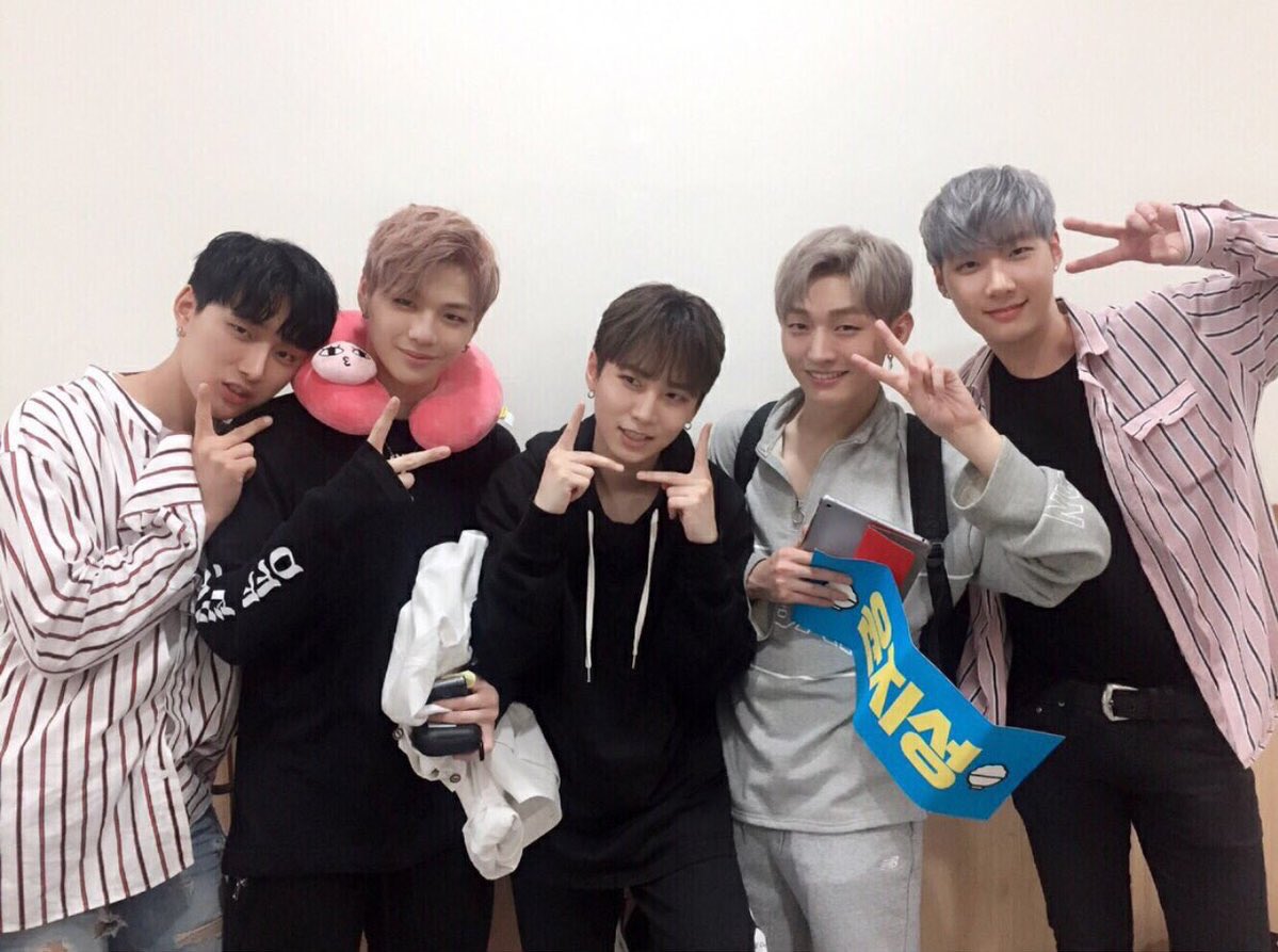 MMOooooo5_'s tweet photo. うあああああああまじ……ジェハンが幸せになるなら嬉しいけど！！！嬉しいけど、やっぱこの5人のわちゃわちゃが見れないのはつらいㅠㅠㅠㅠㅠㅠㅠㅠくっっそMMOが仕事しないから悪いんじゃ………くぅ………つれぇ〜〜 https://t.co/pjRQzIW4IR
