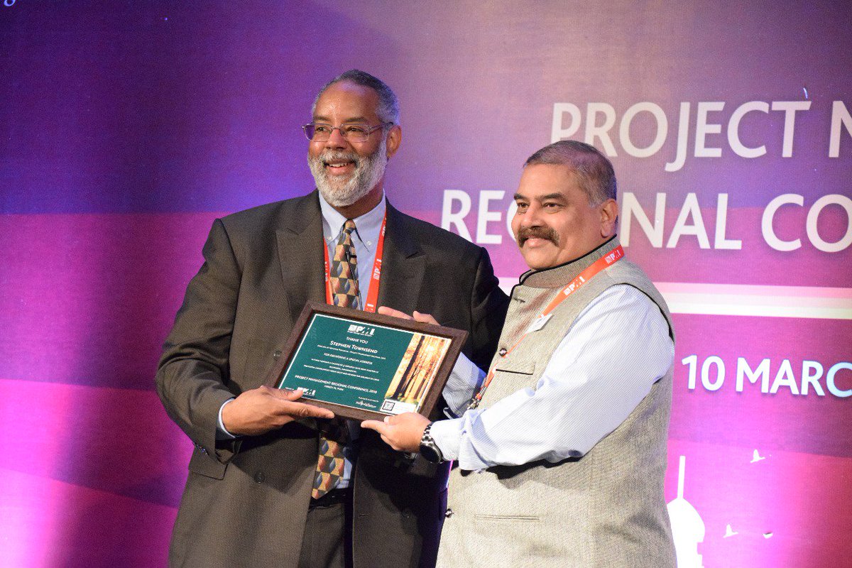 Region mentor Girish Kadam felicitating Stephen Townsend , Director of Network programs #PMI
#pmrc18