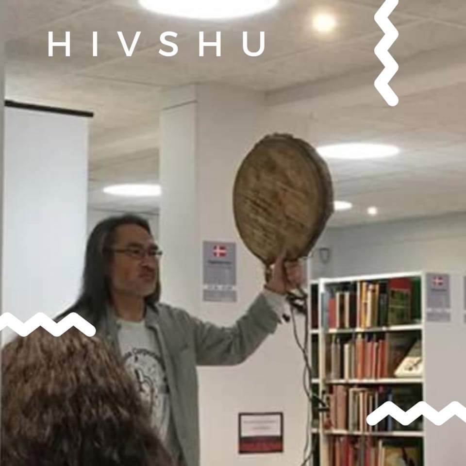 Hivshu_group's tweet photo. #hivshu #hissuk #hissupaluk #RobertPearyII #inuit #eskimo #inughuit #legend #qilaut #imngiutit #ancestors #heritage #knowledge #greenland #arctic #inuk #storyteller #drumsinger #inughuak #HivshusStories #qaanaaq #thule #wisdom #wiseman https://t.co/dYFwWXJfe3