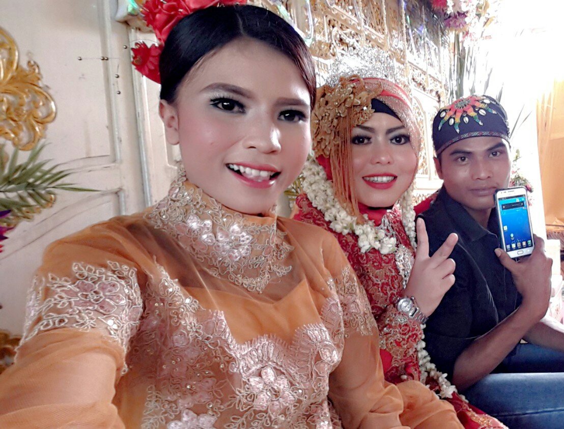 vippitformosa's tweet photo. @Trans7OnTheSpot #OTS7NIKAHGAHARUSMAHAL
Pernikahan sederhana, Allhamdullillah SAH!!
Ammiinn.... https://t.co/Z2frFkfZ5M