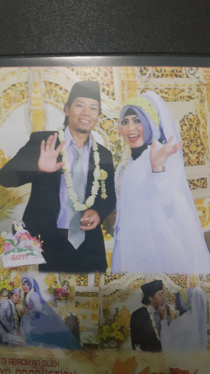 vippitformosa's tweet photo. @Trans7OnTheSpot #OTS7NIKAHGAHARUSMAHAL
Pernikahan sederhana, Allhamdullillah SAH!!
Ammiinn.... https://t.co/Z2frFkfZ5M