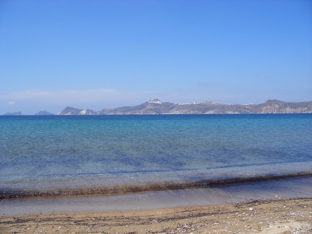 TraveltoMilos's tweet photo. Fatourena beach, #Milos https://t.co/15Bs6F6vdI  #TraveltoMilos #Fatourena #beach #Cyclades #holidaygr, passion for ☼ #Greece https://t.co/c0SplTZ2hO