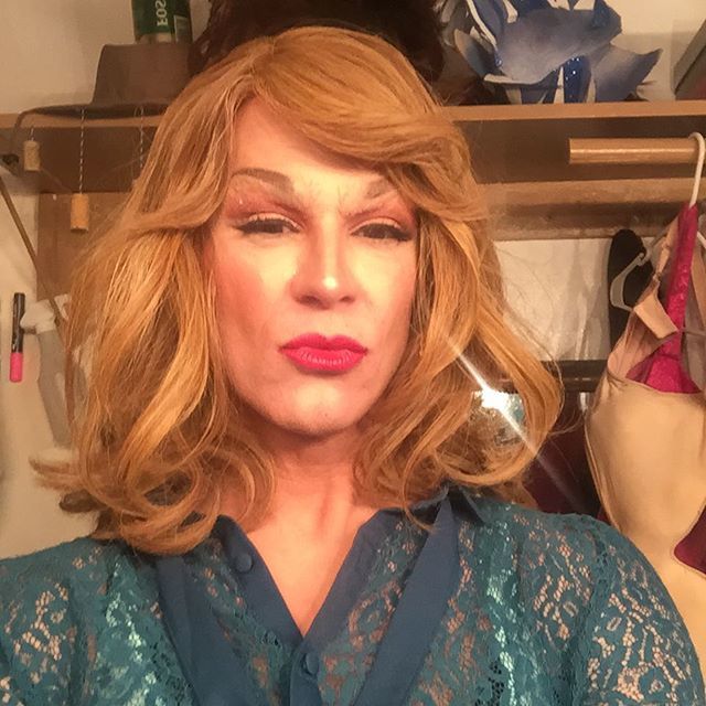 TadCoughenour's tweet photo. This is what a ball-kickin lady looks like. Don’t mess with Bernadette or she will #letYouHaveit
Quick dressing room snap during Hot Stuff. Tickets still available thru May 6!
#iAmBernadette #BernadetteSlays #PRISILLAinLA #CTPriscilla #ActorsLife #YesQ… https://t.co/lOzCsGqhdo https://t.co/OaQzmGfjsX