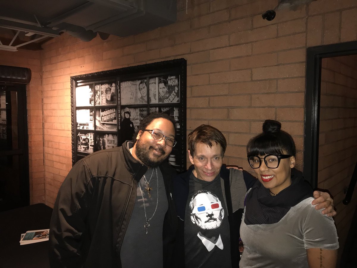Cazoshay_Marie's tweet photo. @ChrisKattan’s show @tempeimprov was so funny! Awesome getting to meet him in real life after the accident this past summer. #AreYouRelated? #Noooo #Yeeeesssss #WorksEveryTime #YouGuysWantToBuySomeCookies? https://t.co/hHi6UyGqG6