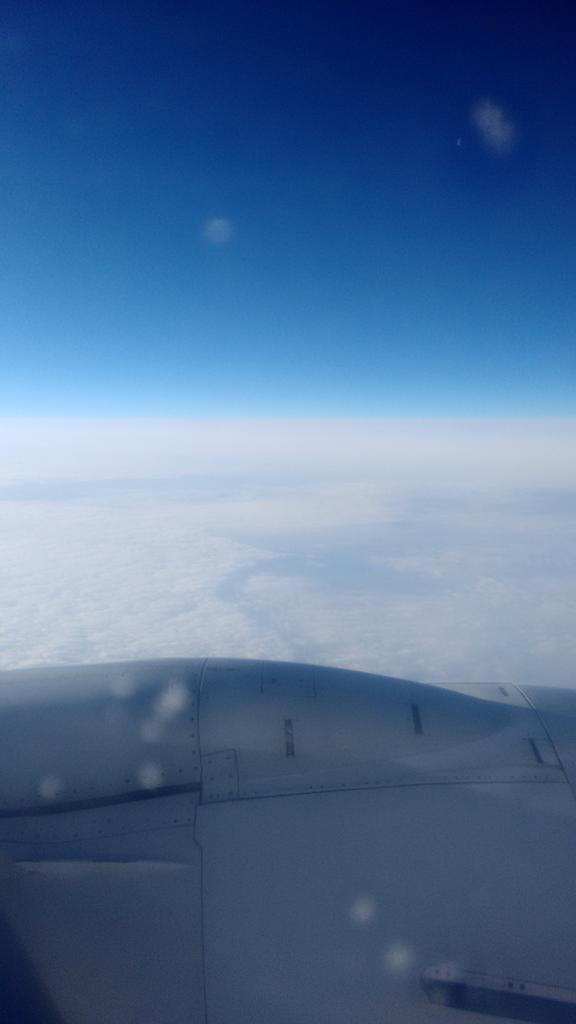 Blauer Himmel über Europa