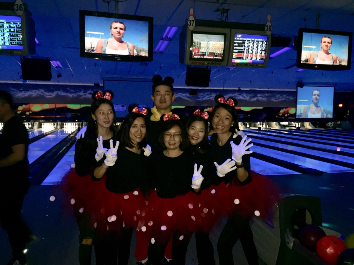 Team Lougheed had a fantastic time bowling and fund raising for children’s hospital! Aren’t we cute??lol..#BMOLanesandLyrics