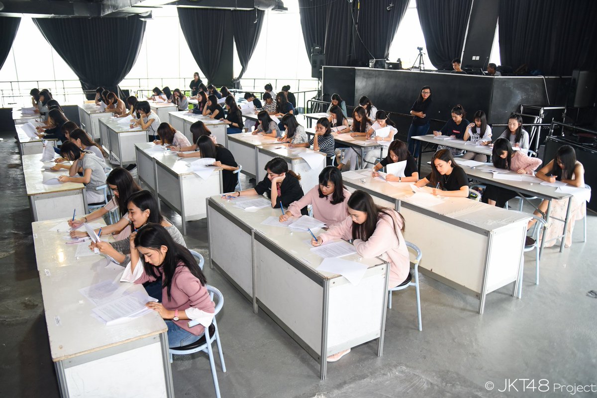 officialJKT48's tweet photo. Hari ini semua member JKT48 mengikuti ujian dari AKB48. Ujian ini serentak dilaksanakan oleh seluruh sister di berbagai negara. https://t.co/FRRSPCfml9