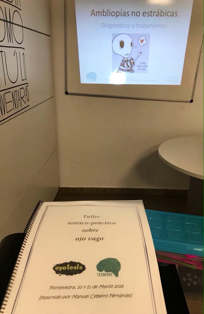 OMIRADOR's tweet photo. Seguimos de formación... 🤓 #cuidamostusojos #saludvisual #visiónbinocular #opticosoptometristas  #ÓpticaMirador https://t.co/JsahKPaIQk