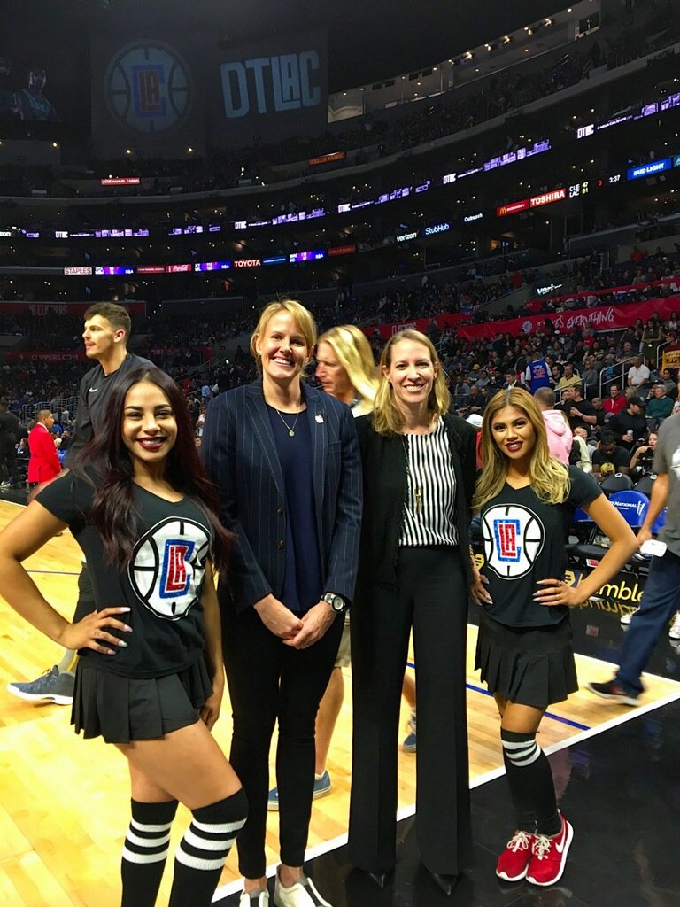 MissSebnem's tweet photo. Watching @KingJames live in action was pretty amazing, but equally excited to see these two great women (@LindsayAmstutz @EvanUnrau) represent as the impactful work that @PositiveCoachLA does was honored by the @LAClippers as part of #TobisHeroes #EveryDayIsIWD https://t.co/DpZMhms1fz