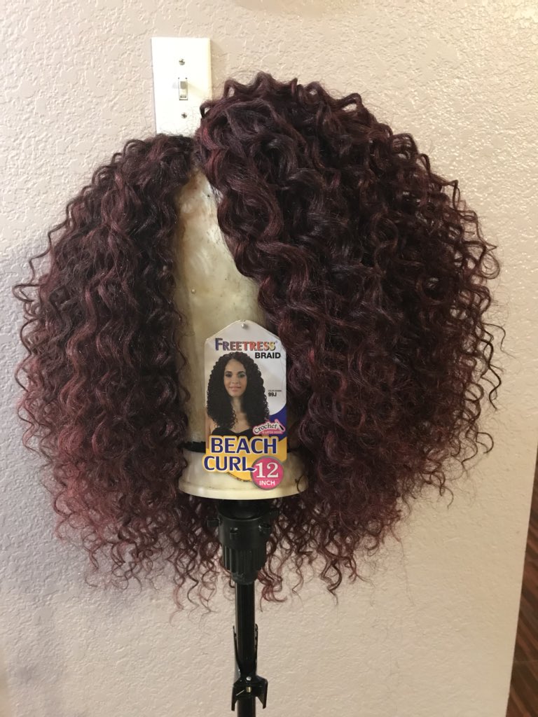AngielaStylezz's tweet photo. Crotchet lace wig install. https://t.co/thRBOAl68P