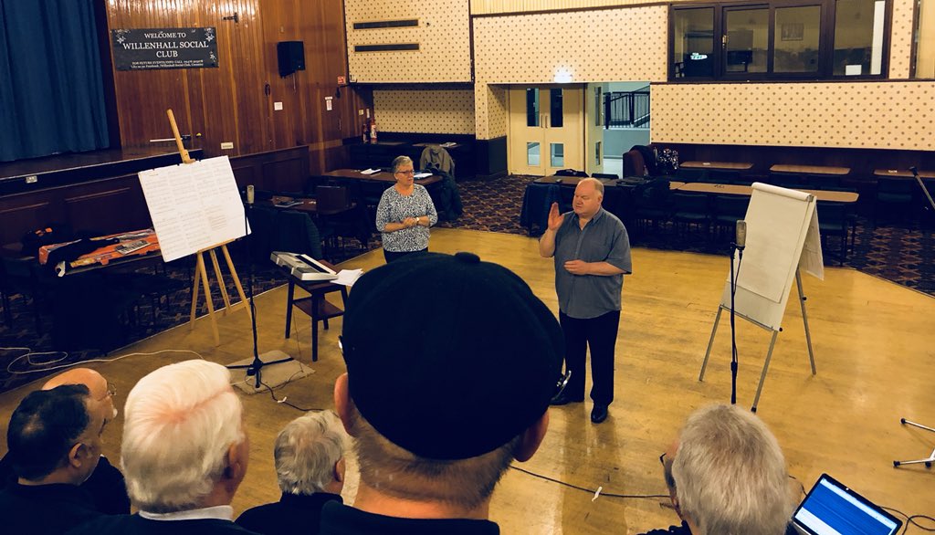 PoleJason's tweet photo. Views from my #barbershop week. Monday with @tuxjuxchorus. Tuesday with @3spiresharmony. Wednesday with #4Kquartet. https://t.co/1ybM6XCSuk