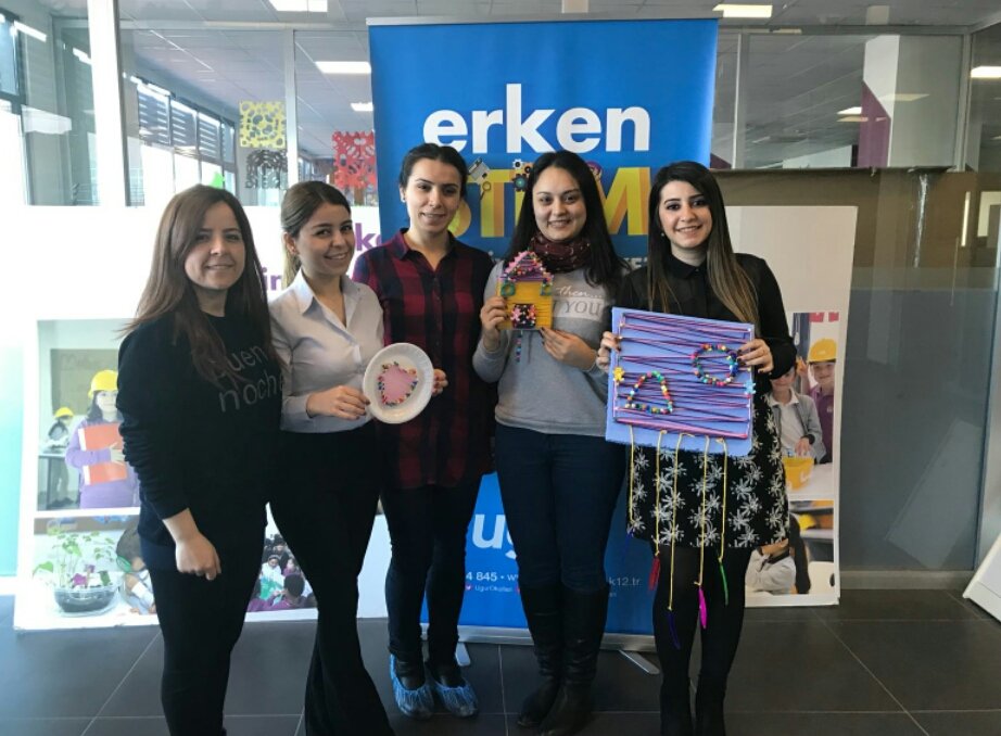 burcuyilmaz1993's tweet photo. #erkenSTEM Hayal Dünyası teması öğretmen çalıştayımızdan kareler @UgurCekmekoy @BerilEvinc @nilcicek  @MesutogluCanan @adem_bican https://t.co/EPyYl24360