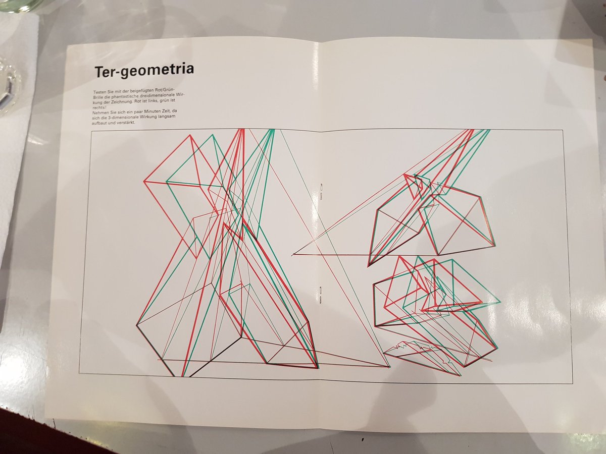 exploramuseum's tweet image. 10. März und 11.März von 11 bis 17 Uhr #Museum #3Dimension in #dinkelsbühl  #romantische Strasse geöffnet. #karpfen als #interaktive #interferenz vor dem Eingang..