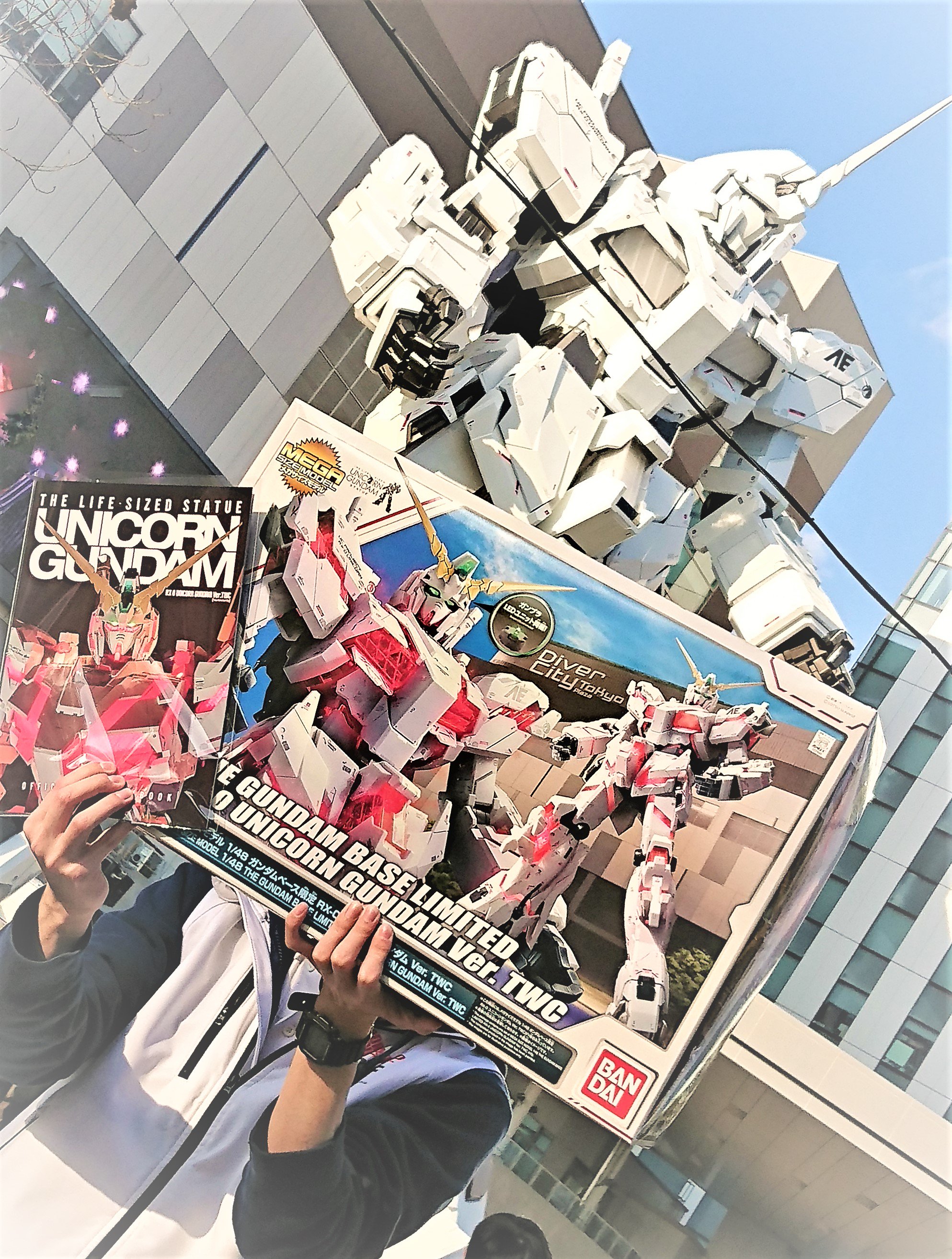 Gundam Trailer Shop Twitterissa 当店でも取り扱っているガンダムベース東京限定ガンプラ メガサイズモデル 1 48 ガンダムベース限定 Rx 0 ユニコーンガンダム Ver Twc は なんと全長約45 もあるんです どデカいスケールで実物大ユニコーンを再現できちゃい