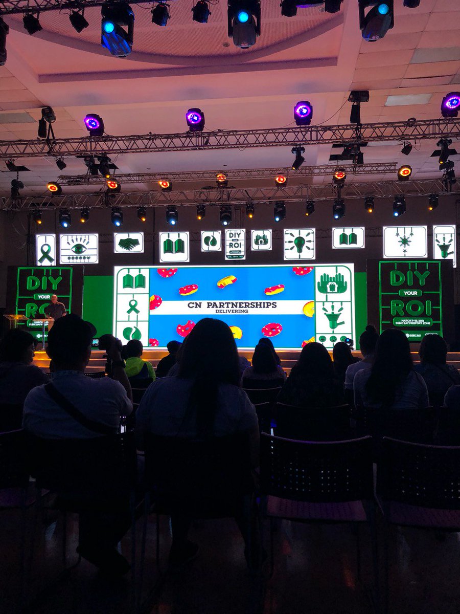 AceSaatchiPH's tweet photo. This AM at #AdSummitPH2018 Day 3: Turner Asia Pacific's Senior Director, David Webb, talked about "Return on Intelligence". He shared that the right mix of creativity and responsibility can make your brand appealing to children. πͺ #DIYyourROI https://t.co/651DGqc4Rk