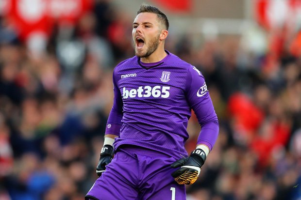 Happy birthday to Stoke City and England goalkeeper Jack Butland, who turns 25 today!  
