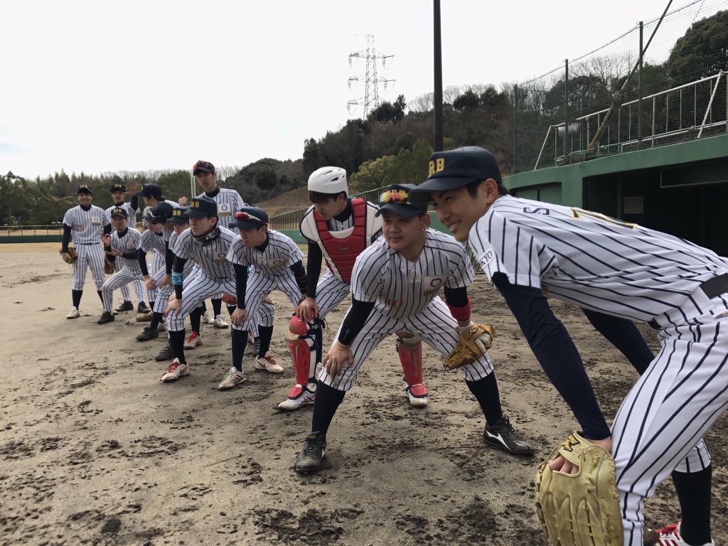 OBIRIN_SRB's tweet photo. 3/7-3/9で2泊3日のスプリング大会浜名湖遠征に行ってきました🚗
4年生といける最後の大会、3連覇のかかる大会でしたが4位に終わり悔しさの残る大会となりました。
この悔しさをバネに6月山中湖に向け練習に励んでいきます⚾️
次のイベントは19日卒飲みとなってます🍻 https://t.co/ikbaz1uLgI
