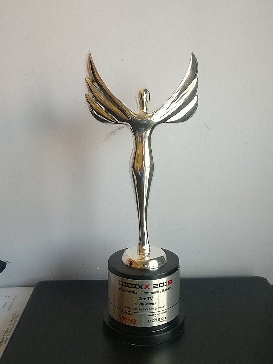 madhur0811's tweet photo. A community like no other. The first of its kind on social media. Never before did a brand focus on creating a community for twins. #indiasbestjudwaah #innovation @ZeeTV #Digixxawards2018 https://t.co/VbtbWH02nh
