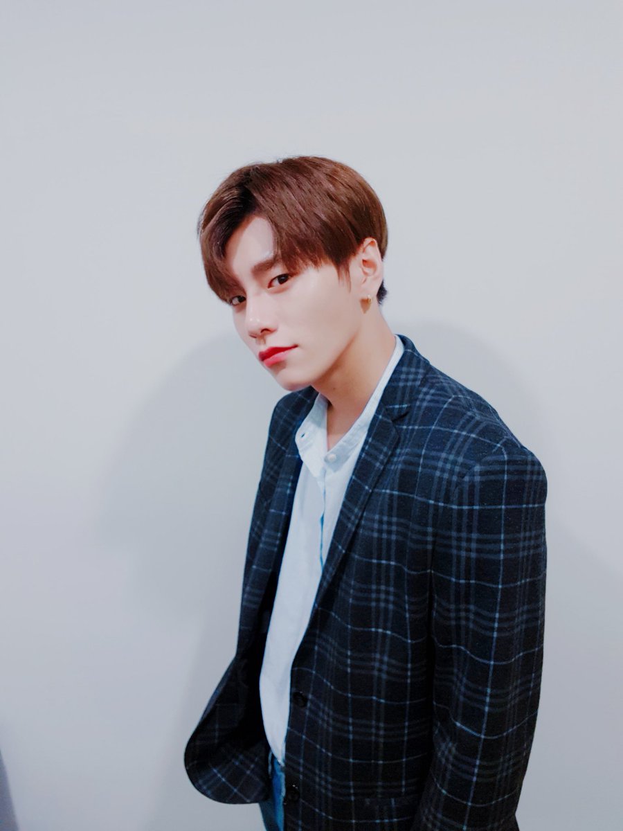 JBJtwt787's tweet photo. [#김상균😲] 주말 행복하길 우리 조이풀❤️응! https://t.co/7dM4kH1lcL