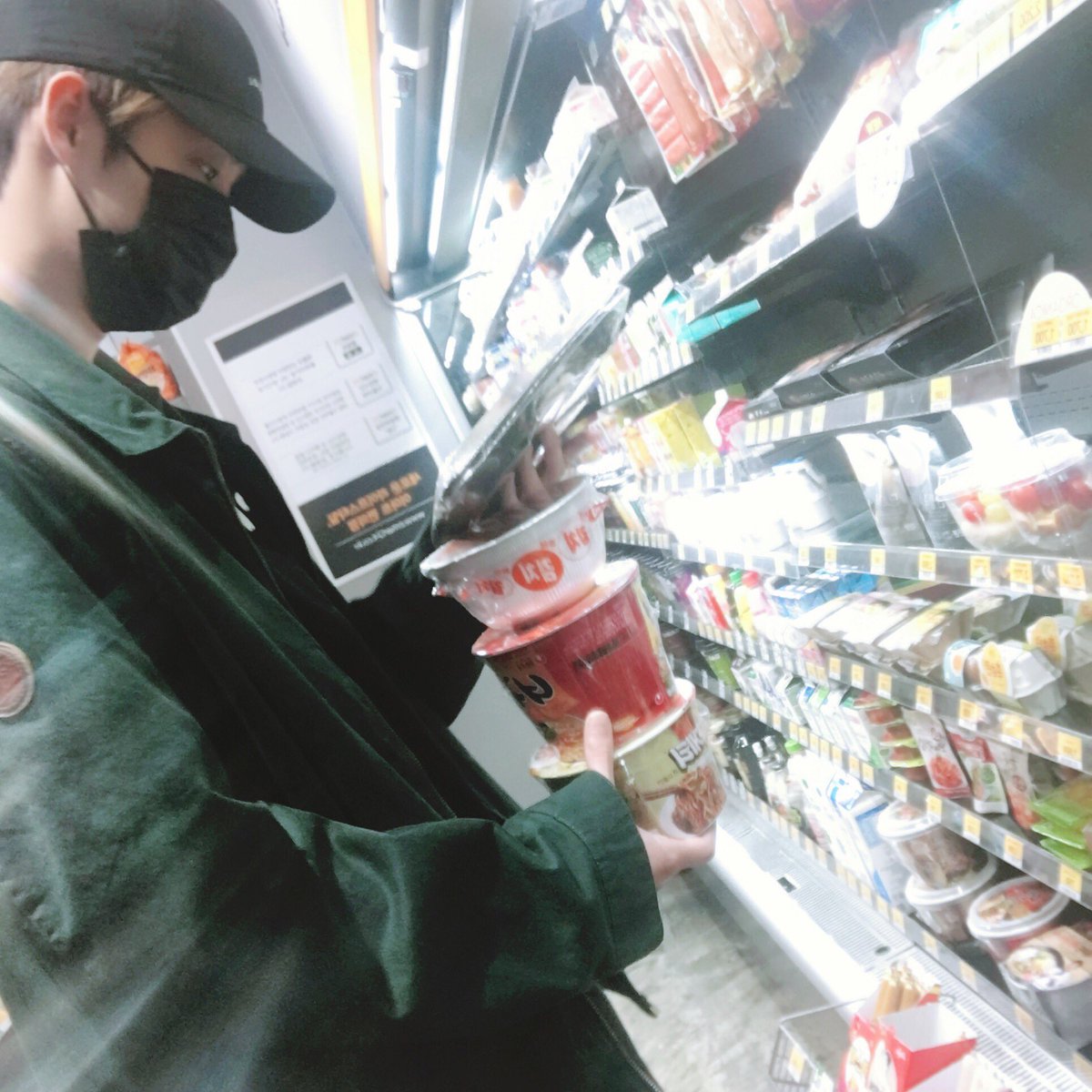 KNKOfficial220's tweet photo. [희준]멈춰............ #크나큰 https://t.co/qO9Hjnv5ln