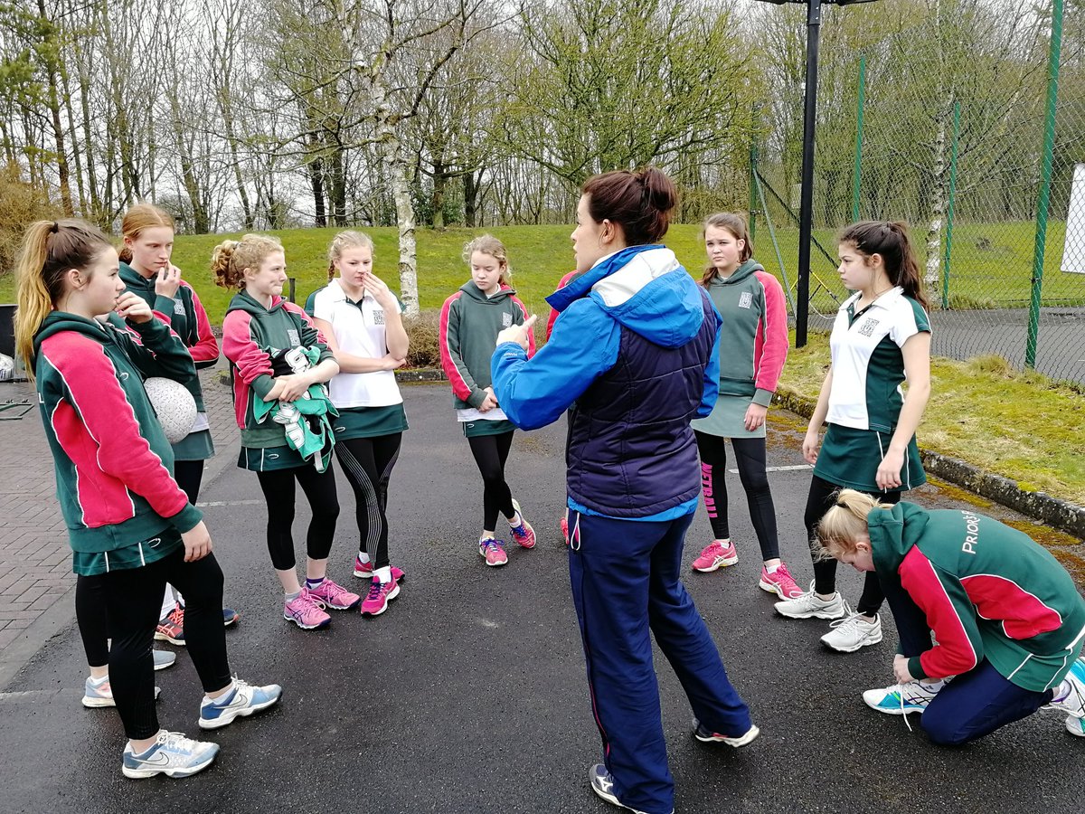 PFSport's tweet photo. U14 PGL Netball Competition about to start for PF! Good luck girls! #PFsport https://t.co/82whArqADx