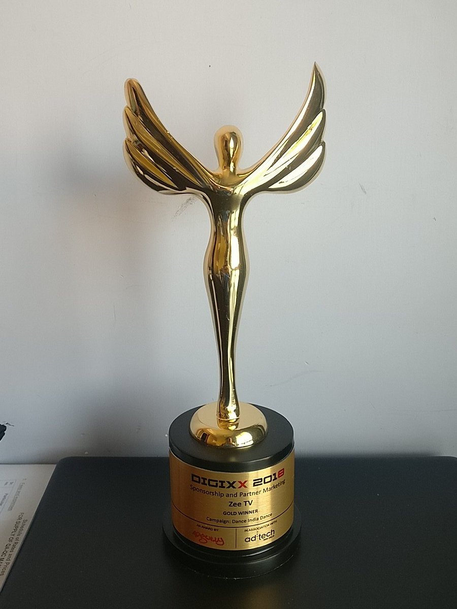 madhur0811's tweet photo. If there were a show which brought back the dancing scene in India then has to be #DID. The brand added yet another feather to its already illustrious hat by winning #gold @ #Digixxawards2018 @ZeeTV https://t.co/HpKaAumChY