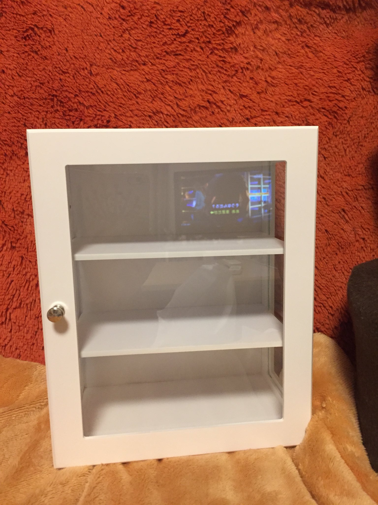 すい おかしのいえ ニトリでアクセサリーケース買ってきた 香水瓶とか可愛いもの詰めるんだ 艸 テレビ丸写りw