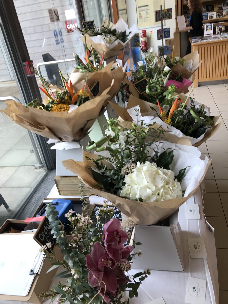 BuryStEdsCraftF's tweet photo. Gorgeous flowers from Blossom and Bloom for Mother’s Day at the Apex BSE come and see open from 10am .... https://t.co/4fdcrDm55S
