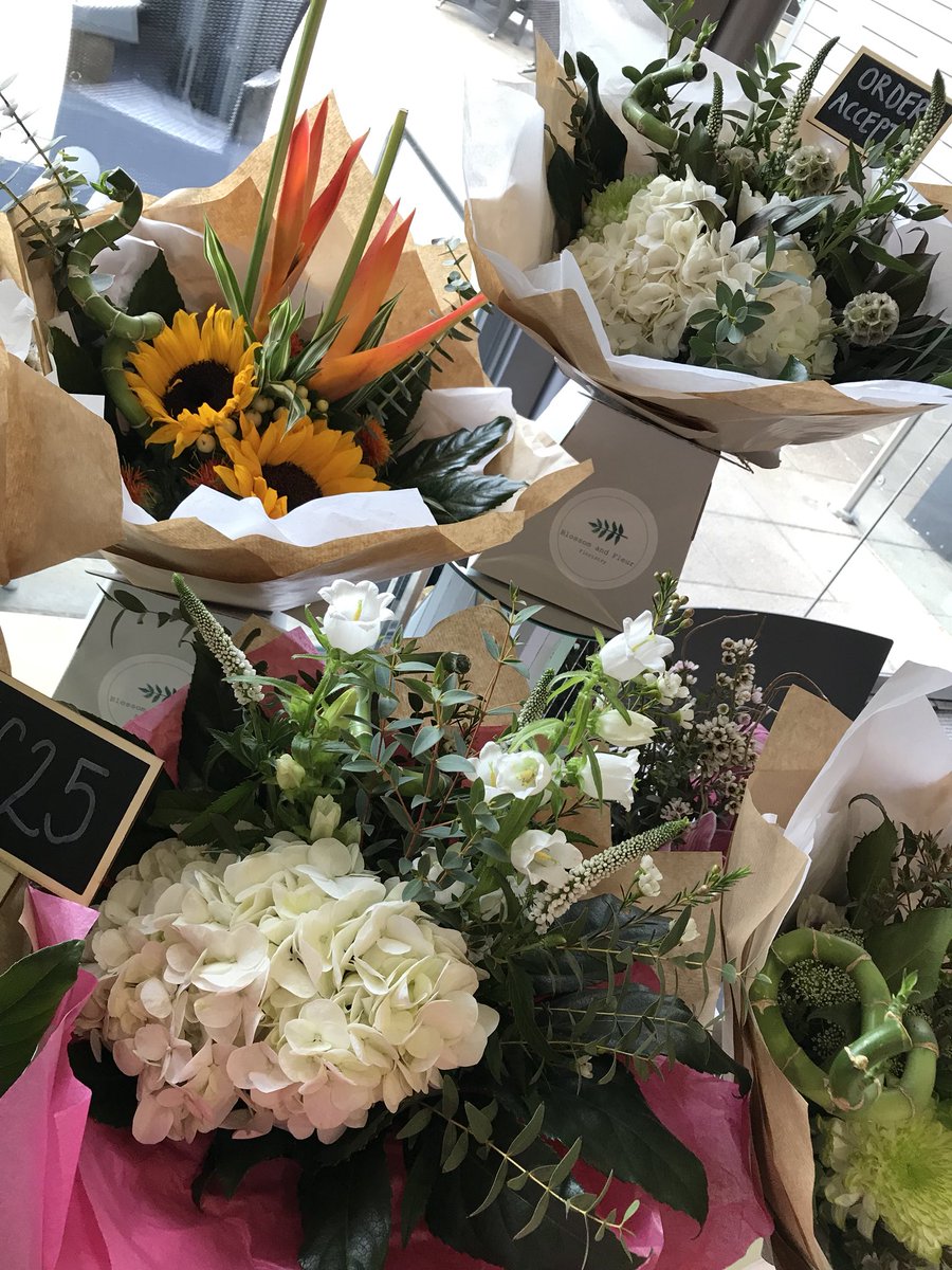 BuryStEdsCraftF's tweet photo. Gorgeous flowers from Blossom and Bloom for Mother’s Day at the Apex BSE come and see open from 10am .... https://t.co/4fdcrDm55S