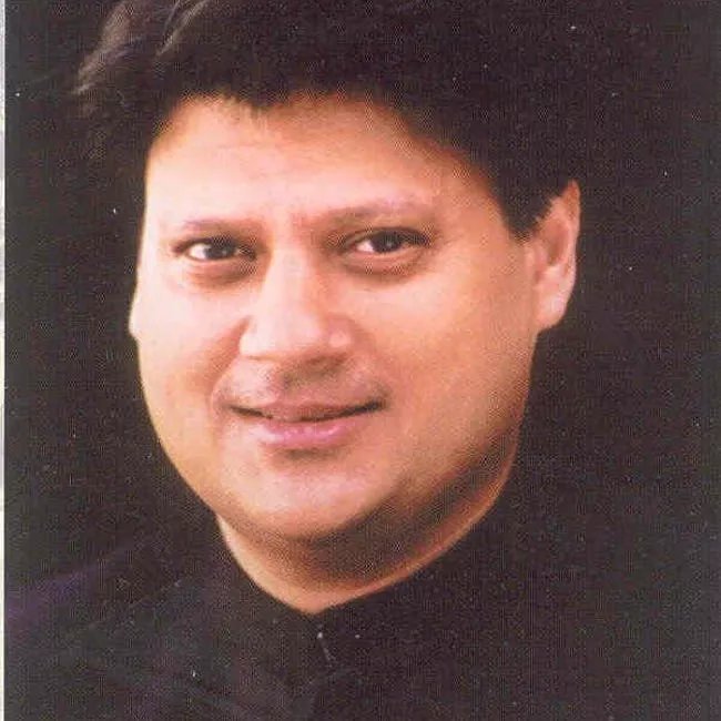 भारत सरकार में मंत्री और ग्वालियर के सांसद रहे स्वर्गीय माधवराव सिंधिया जी की जयंती पर उन्हें  नमन @SuhasBhagatBJP <a href="/BJP4MP/">BJP Madhya Pradesh</a> <a href="/HitanandSharma/">हितानंद Hitanand</a> <a href="/ChouhanShivraj/">Shivraj Singh Chouhan</a> <a href="/bhupendrasingho/">Bhuppendra Siingh</a>