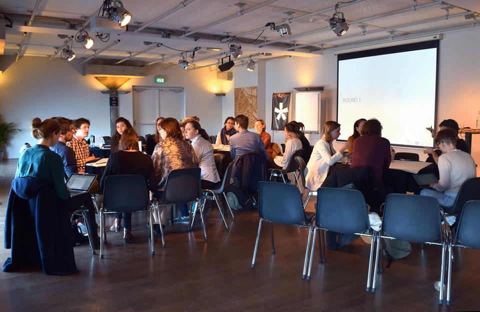 Razprave_EU's tweet photo. ⚡️Twitter moment “EUCROWD conference in Amsterdam” organized by @NetwerkDem
https://t.co/6lOXy024Dx. Report, video, presentations and photos available at https://t.co/0t1Hzrif1r. #EUCROWD #crowdsourcing #eParticipation #DigitalDemocracy https://t.co/bUPuzqzpux