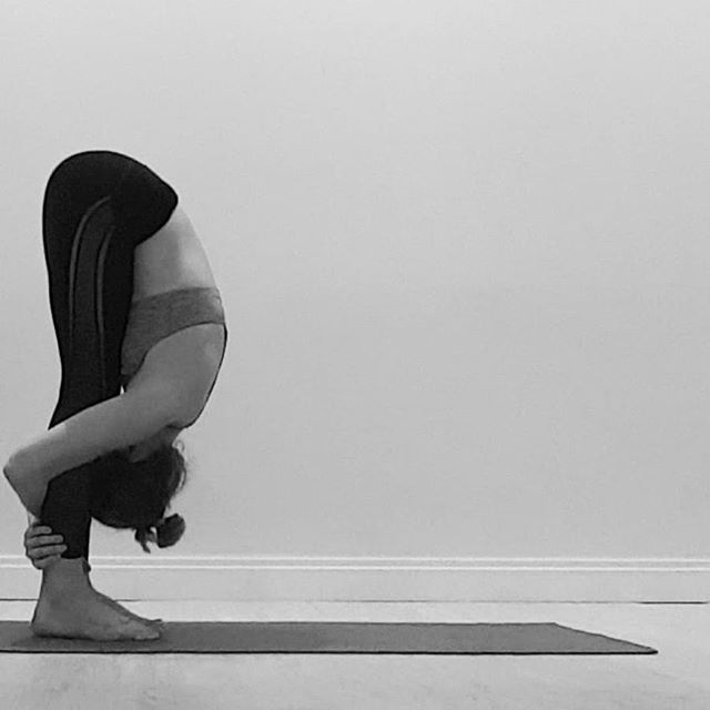 Tomorrow @margotandyoga is teaching her special workshop "Tools of Ashtanga Yoga" from 12:00-14:00. Tickets are £25 with limited spaces. Come and learn from one of our most experiences yogis. theflyingyogi.co.uk/workshops/