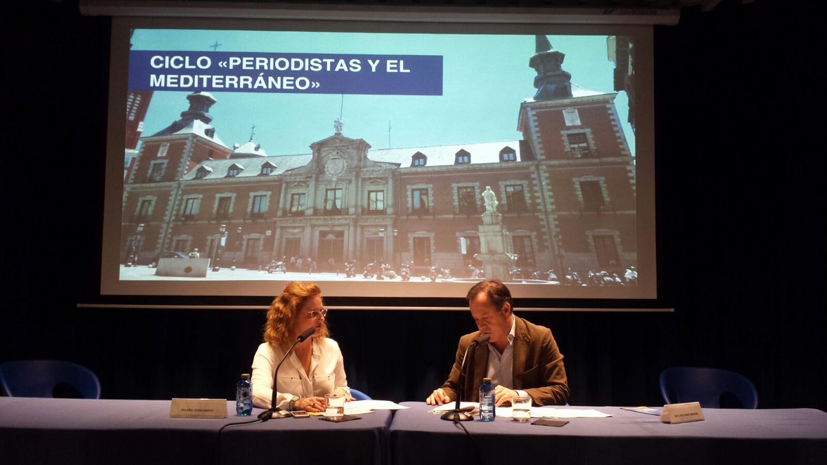 Un placer recibir a Guillermo Ardizone en el ciclo «Periodistas y el Mediterráneo». El subdirector general de la Oficina de Información Diplomática del <a href="/MAECgob/">Ministerio de Asuntos Exteriores, UE y Cooperación</a> impartió ayer una conferencia moderada por la periodista Sonia Marco.