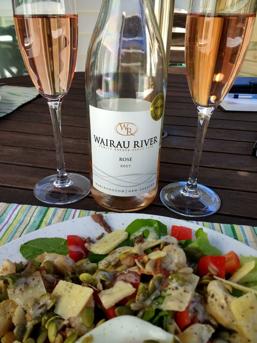 What better with 🥗 for a late summer's lunch than🥂 <a href="/winemarlborough/">Marlborough Wine</a> <a href="/wairauriver/">Wairau River Wine NZ</a> Rosé 2017