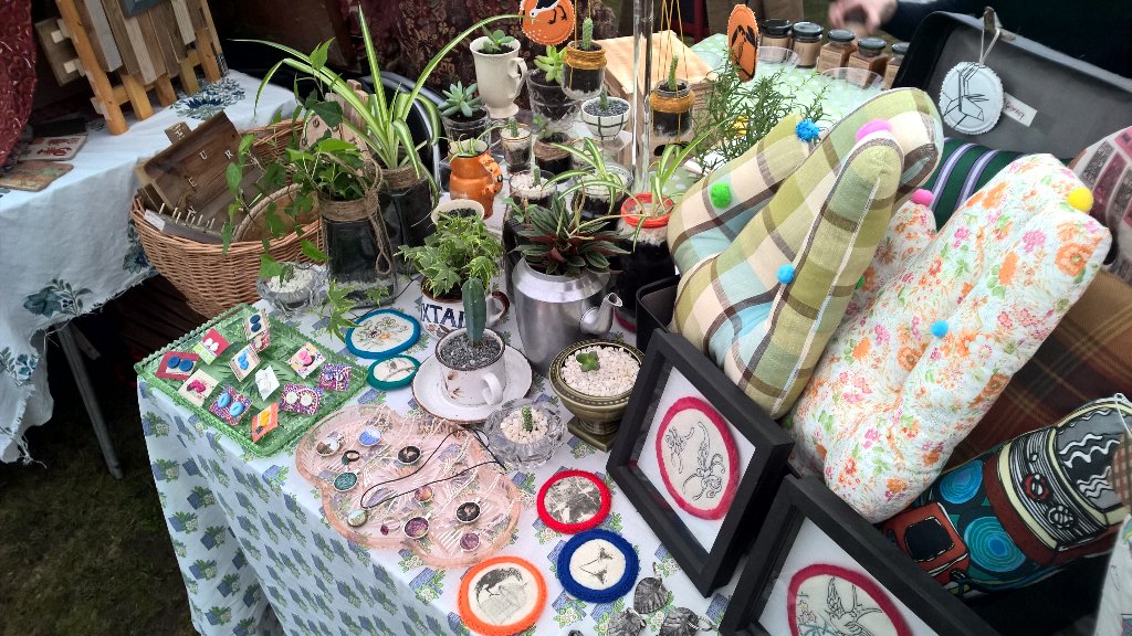 vickygrigg's tweet photo. All set up and ready to go at @CafeBritannia craft fair at waterloo park. So many beautiful things! 😍 #CraftFair https://t.co/plAyJnfW89