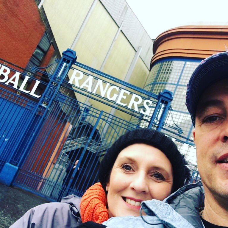taravic's tweet photo. Wet and windy today but we found the home of the Gers ππ» #RFC @PaulJessop #glasgowfun https://t.co/LPuyqVUtgm