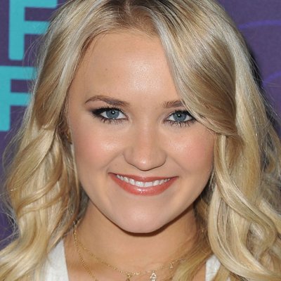 •› Emily Osment ¡Festeja 26 años! ‹• 

#fashion #music #moda #movie #musica #tv #movies #birthday #cumpleaños #cine #series #television #serie #hoycumple #EmilyOsment