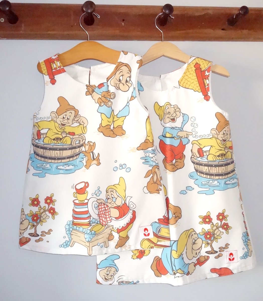 Vintage Snow White and the seven dwarfs fabric dresses buff.ly/2HnFbJ8 #snowwhite #vintagefabric #upcycled #vintagekids #retrokids #upcycled #upcyclingfashion #handmadeforkids #kidswear #girlsdresses #oneoffpieces