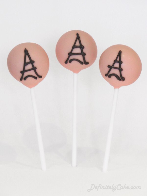 DefinitelyCake's tweet photo. Eiffel Tower Cake Pops for a special birthday in Paris! #CakePops https://t.co/v5swf3ClfQ