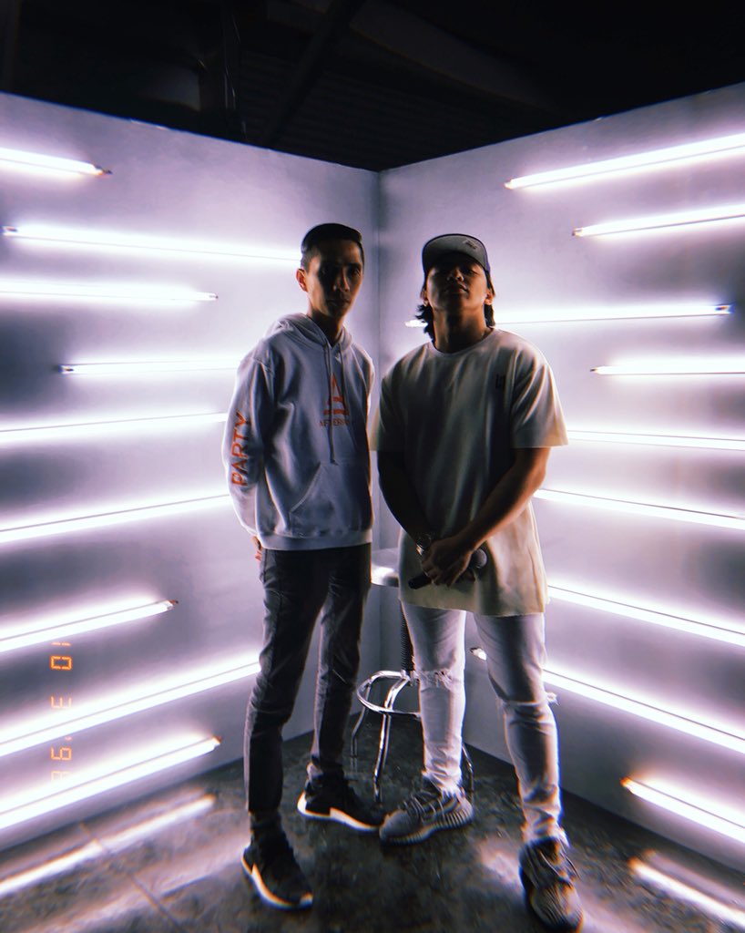 IamVictorPring's tweet photo. Golden A B C thank you so much for having us ! 🤗❤️ #GABC #GoldenABC #DJDavidArdiente #VictorPring @djdavidardiente https://t.co/87scWpODlA
