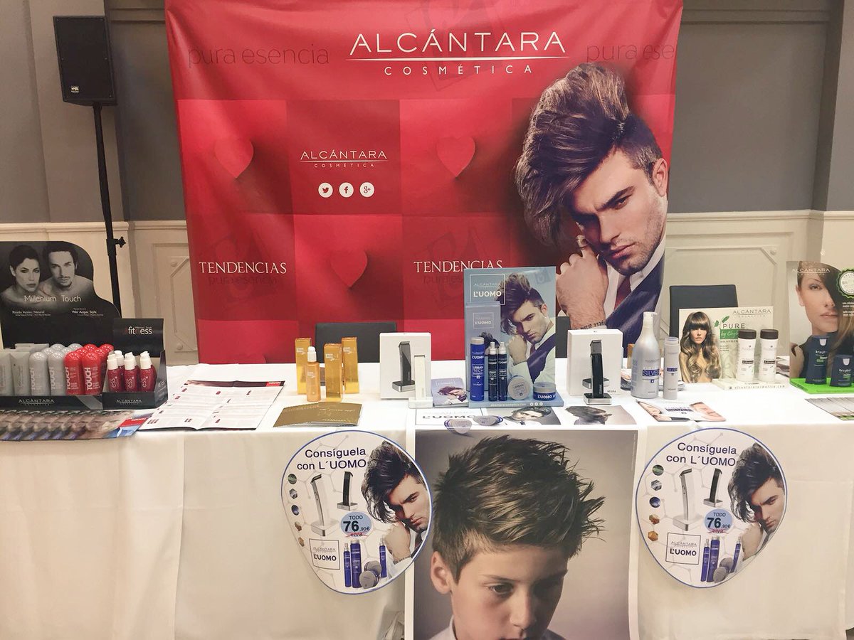 La mejor cosmética capilar hoy en #WapapopValencia <a href="/AlcantaraCosm/">Alcantara Cosmetica</a> disfruta de sus productos, sus consejos y sus demostraciones...
No te lo puedes perder!!!