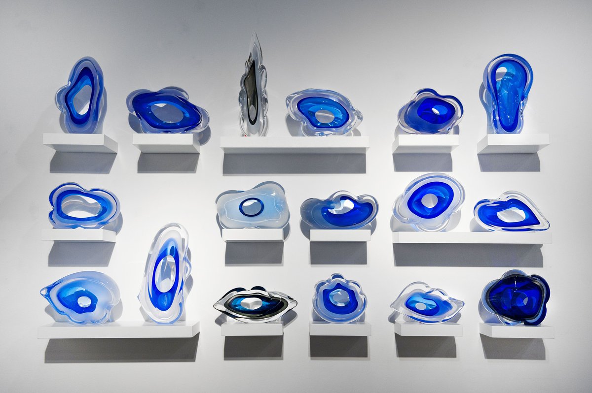 LDNglassblowing's tweet image. Clouds, by Peter Layton and James Devereux. We love this installation of blown and polished clouds. #glassart #coldworking. @devereuxhuskie